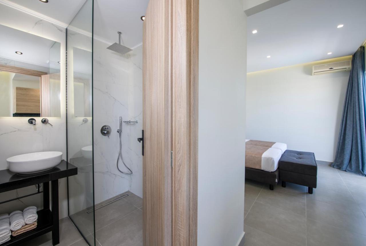 Varouxakis Hotel Platanias  Exterior photo