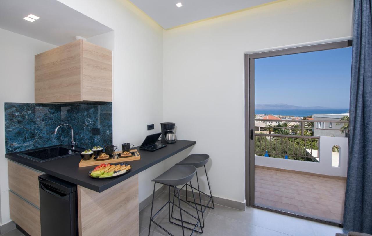 Varouxakis Hotel Platanias  Exterior photo
